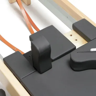 Universal Reformer cu Turn - Pilates si Recuperare